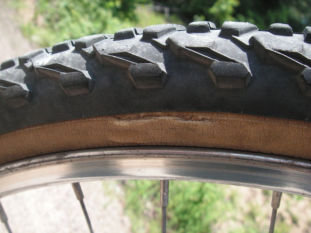How to fix an electric bike tire puncture